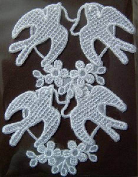 Stickerei 2 Tauben 6x4,5cm - weiß   2 Stück, aufbügelbar